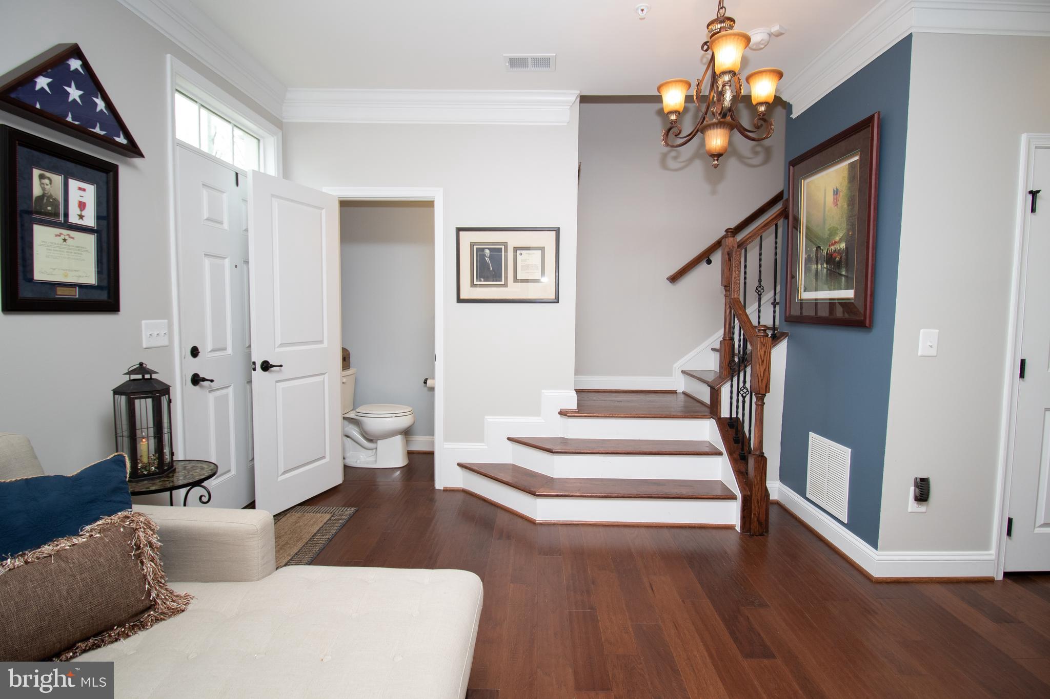 CRESCENT PLACE - Residential