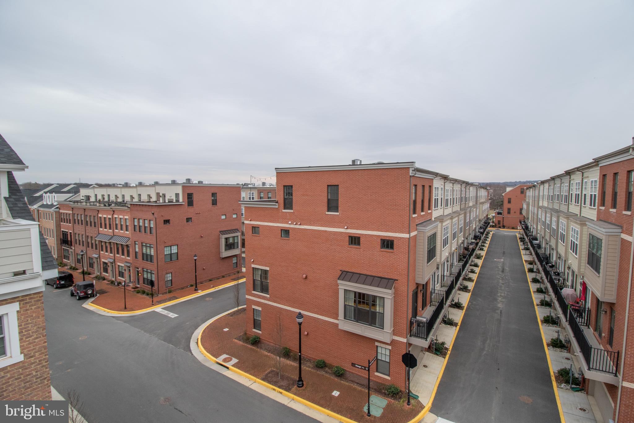 CRESCENT PLACE - Residential