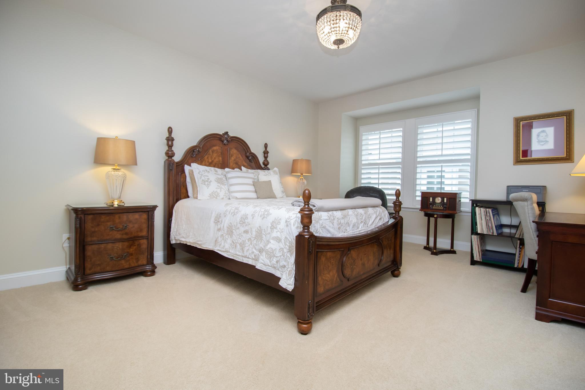 CRESCENT PLACE - Residential