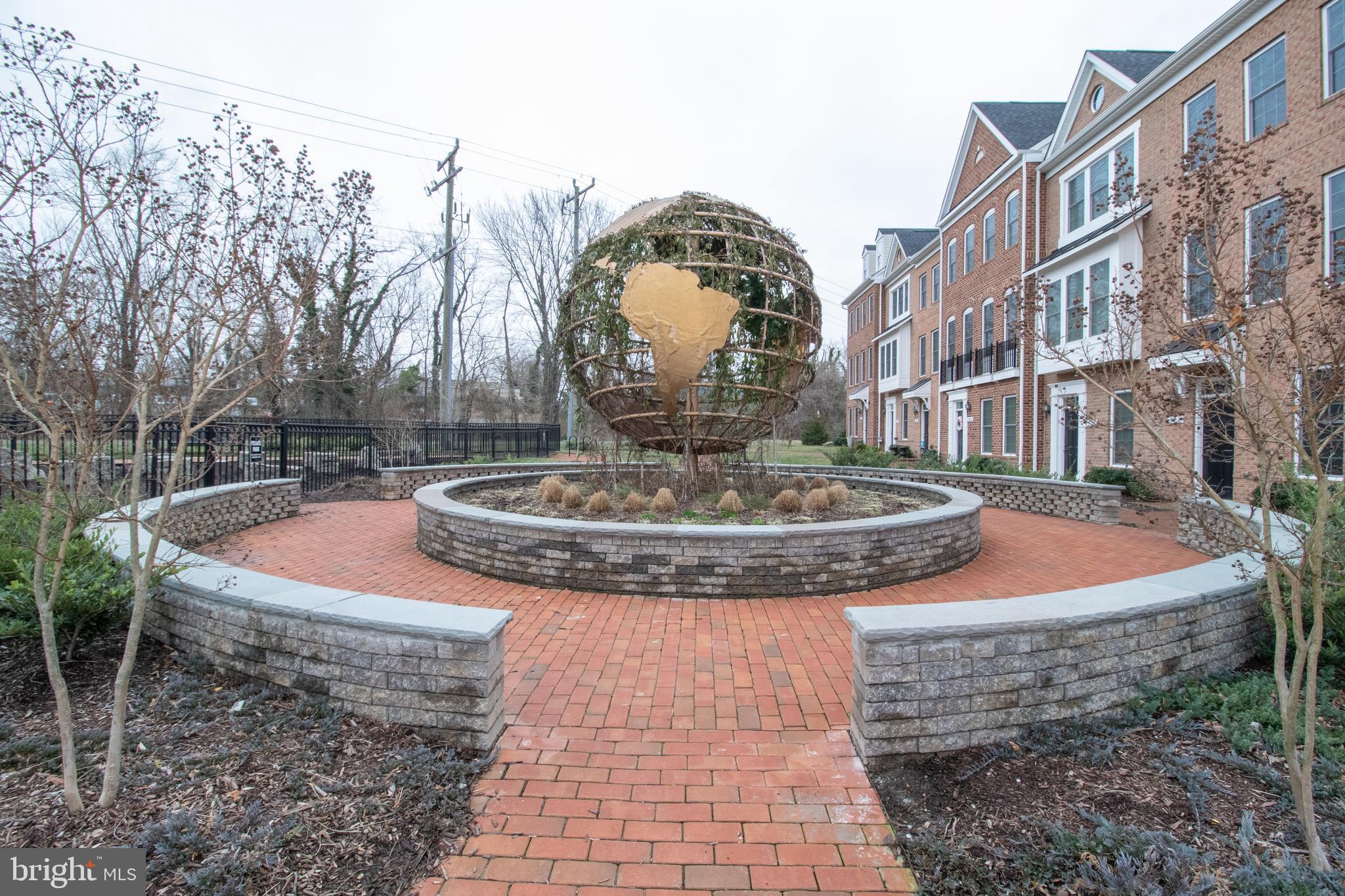 CRESCENT PLACE - Residential