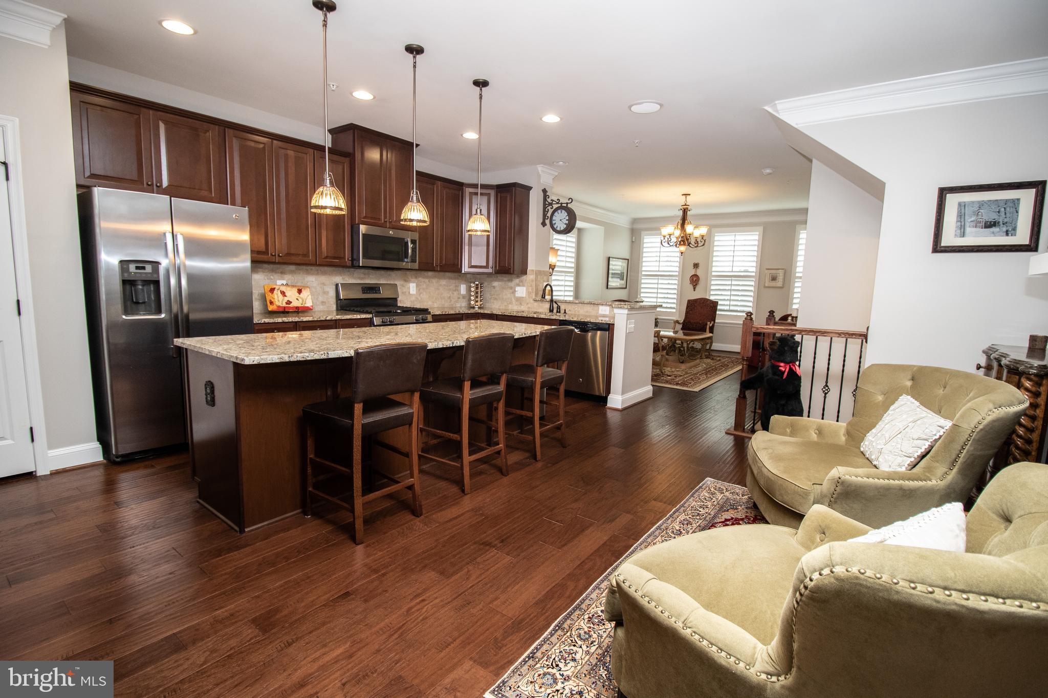 CRESCENT PLACE - Residential