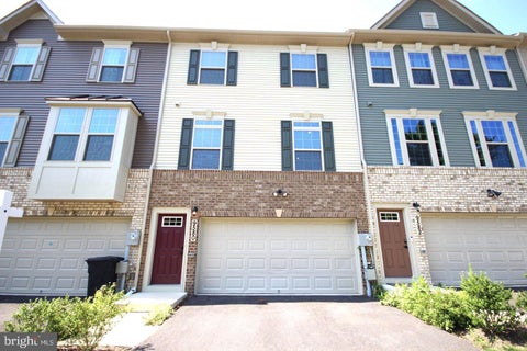 Townhouse For Sale - 9580 Nature Trail<br/> Montgomery County, MONTGOMERY VILLAGE, MD 20886