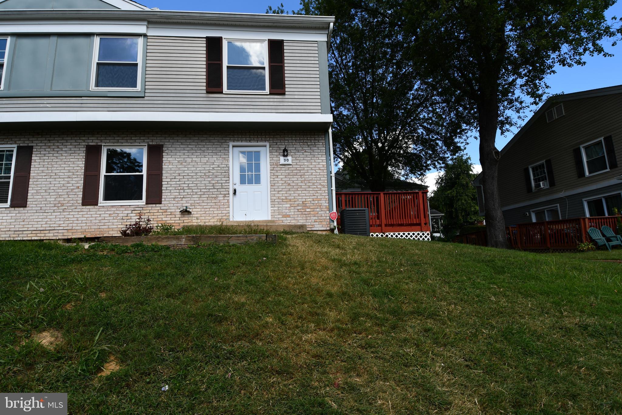 This unit has been completely remodeled with new kitchen, granite counters, new lament flooring, new carpet, upper bathroom brand new and added a second full bathroom in the lower level! Immediate occupancy!
