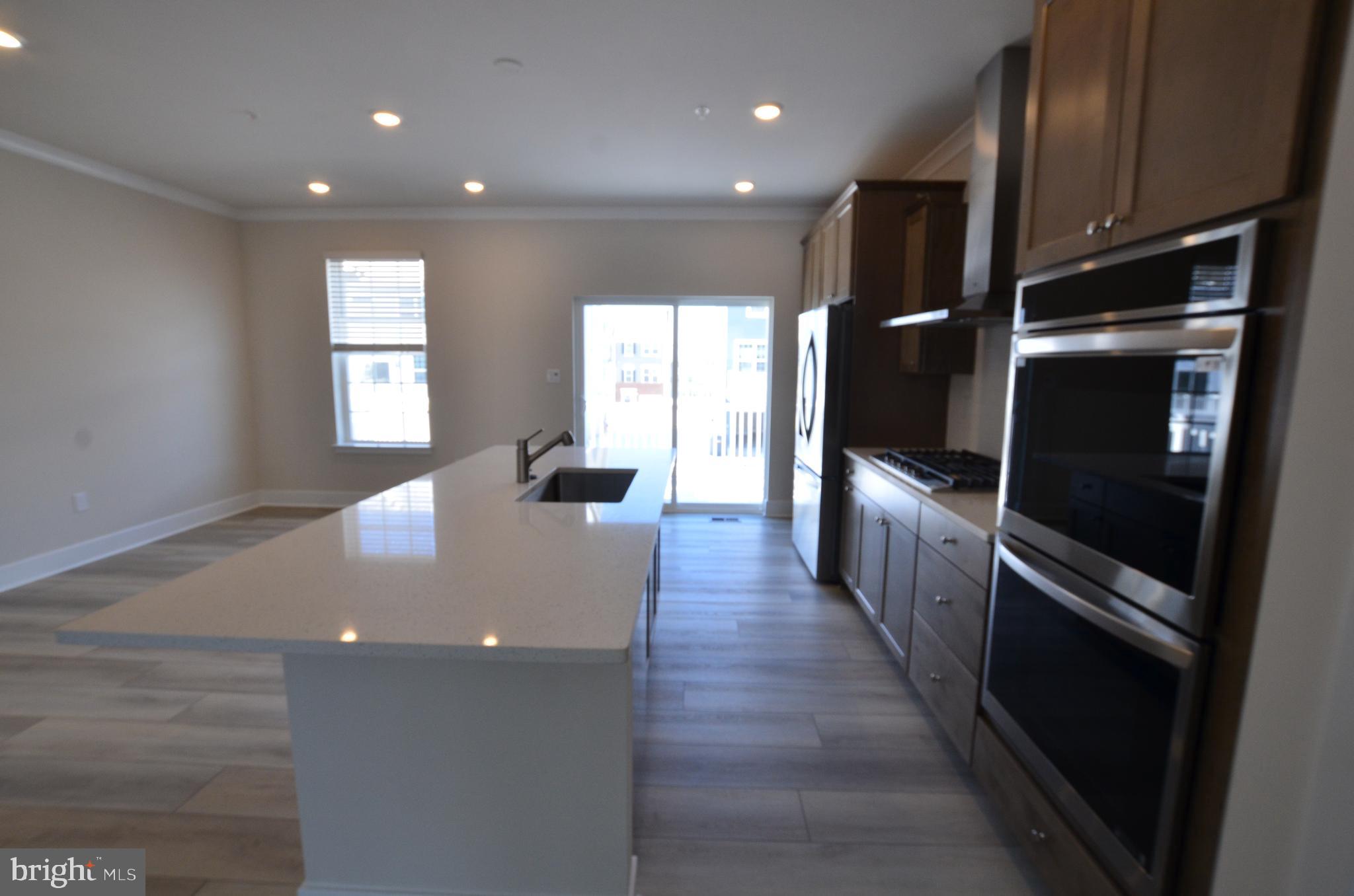 7605 RIVER REACH ROAD