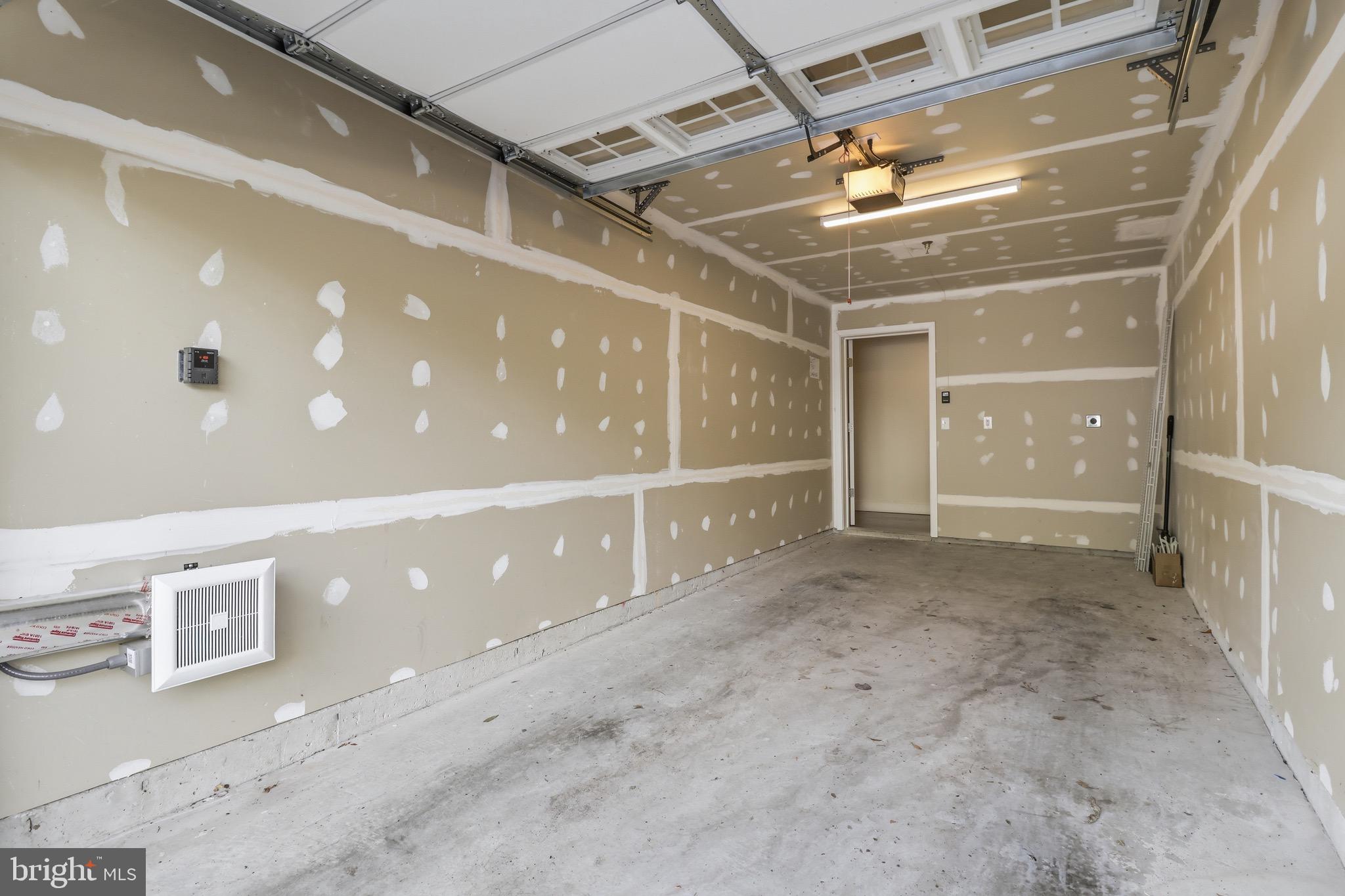 GATHERINGS AT POTOMAC STATION - Residential