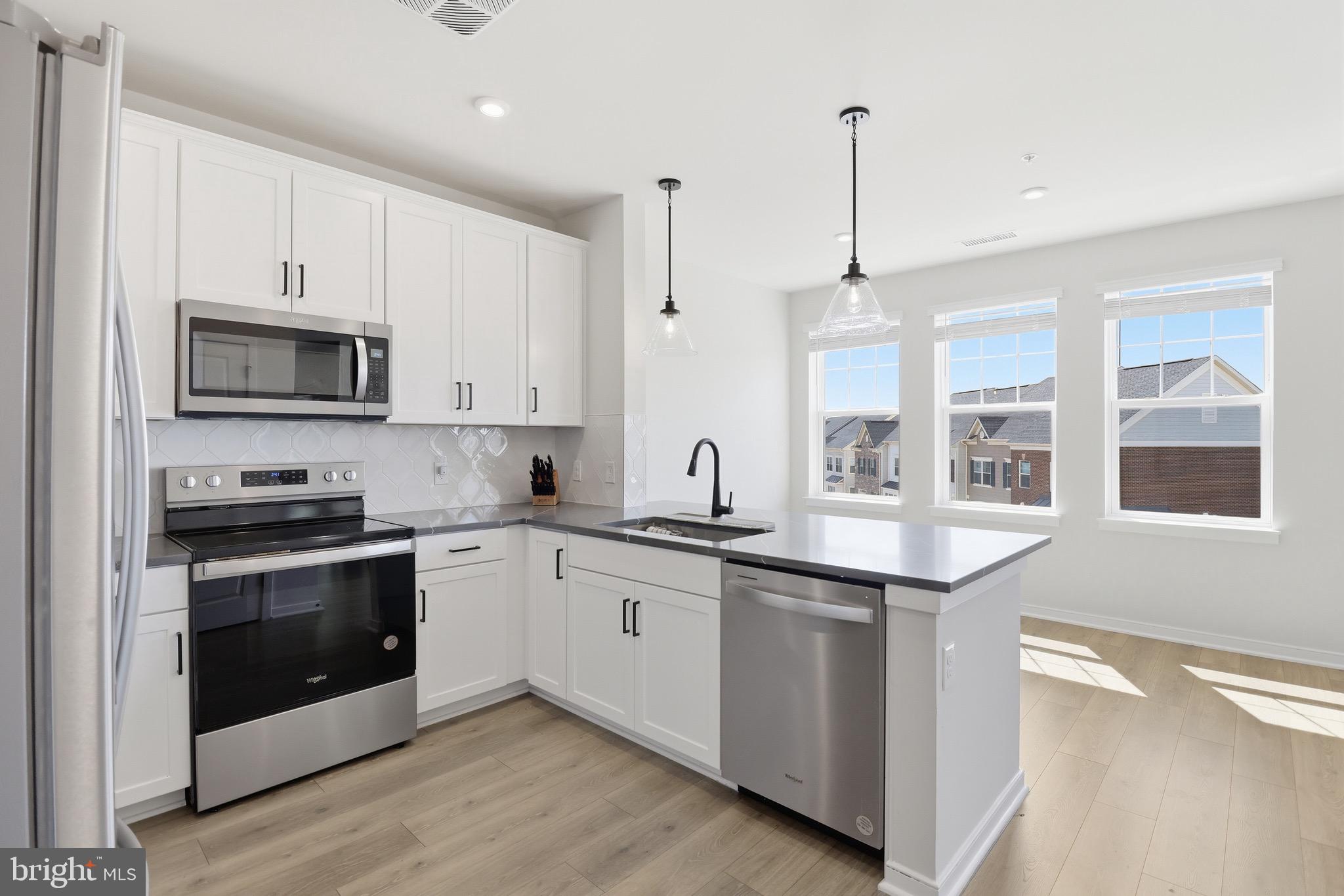 GATHERINGS AT POTOMAC STATION - Residential