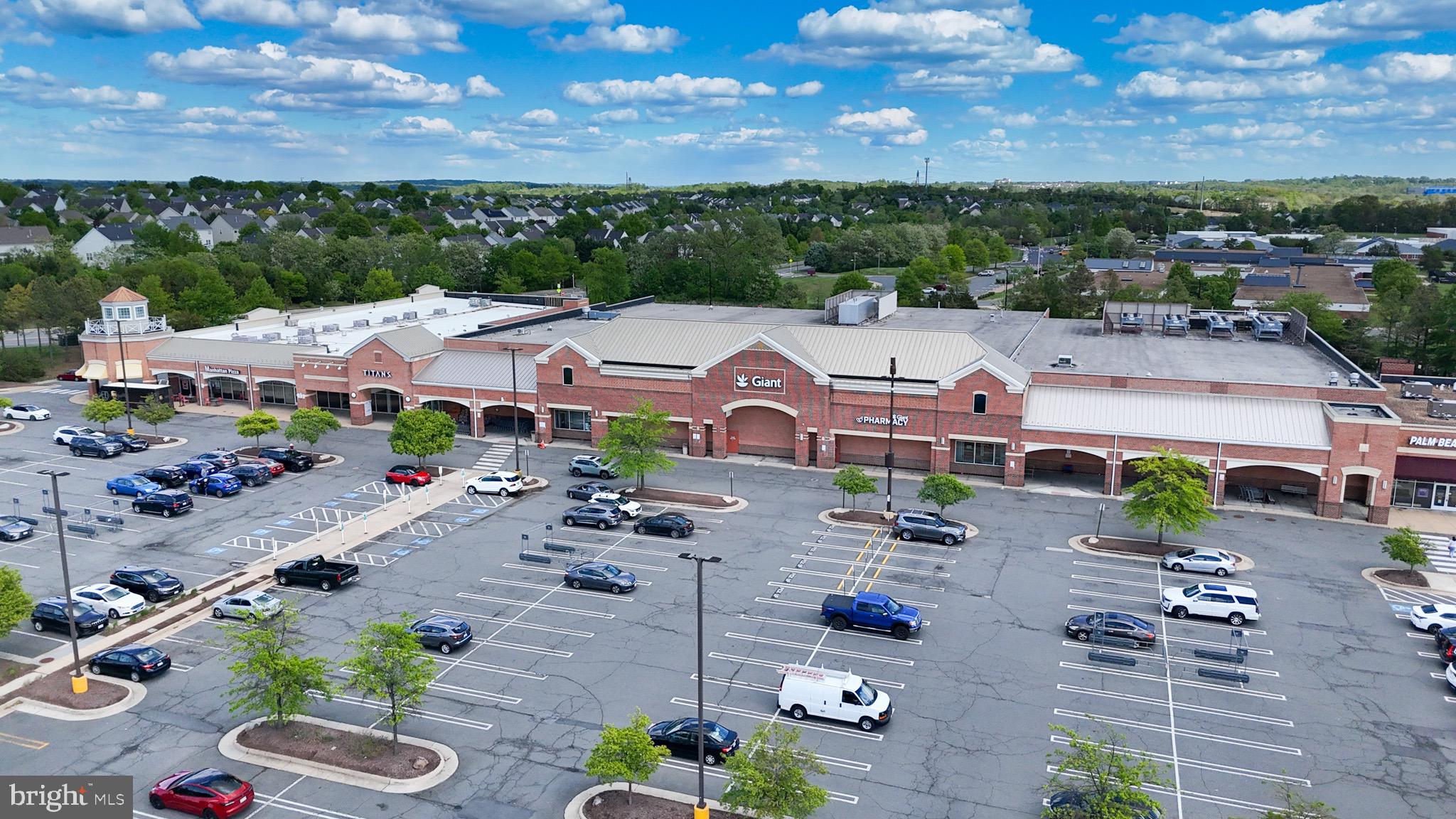 GATHERINGS AT POTOMAC STATION - Residential