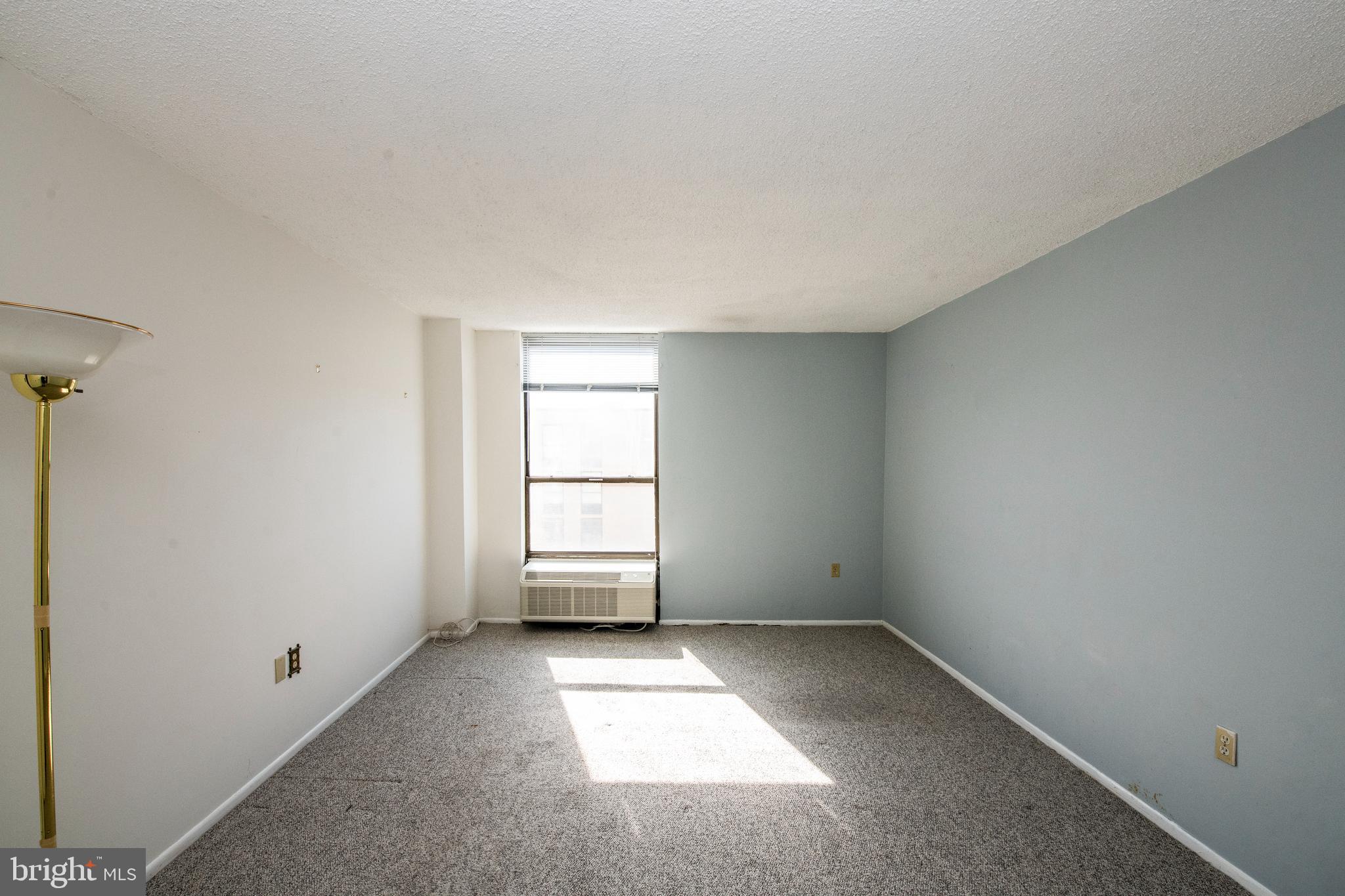 PLYMOUTH HILLS - Residential