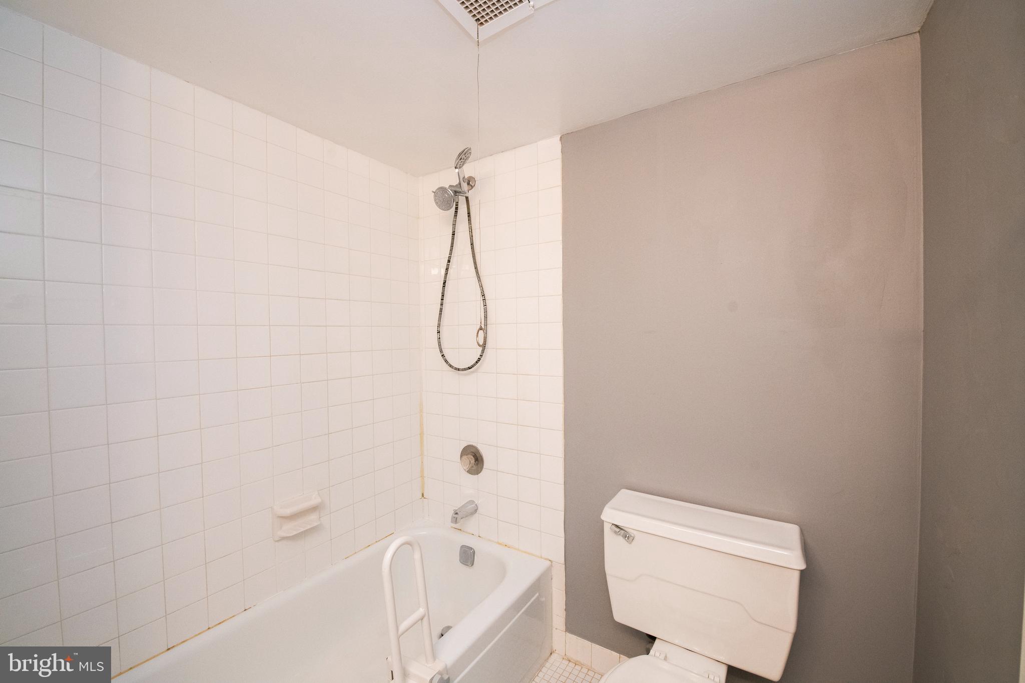 PLYMOUTH HILLS - Residential