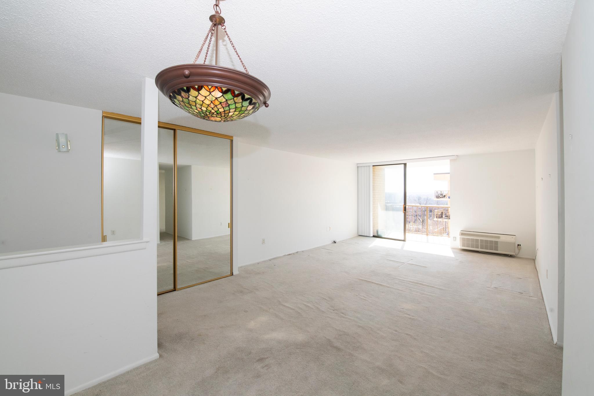 PLYMOUTH HILLS - Residential