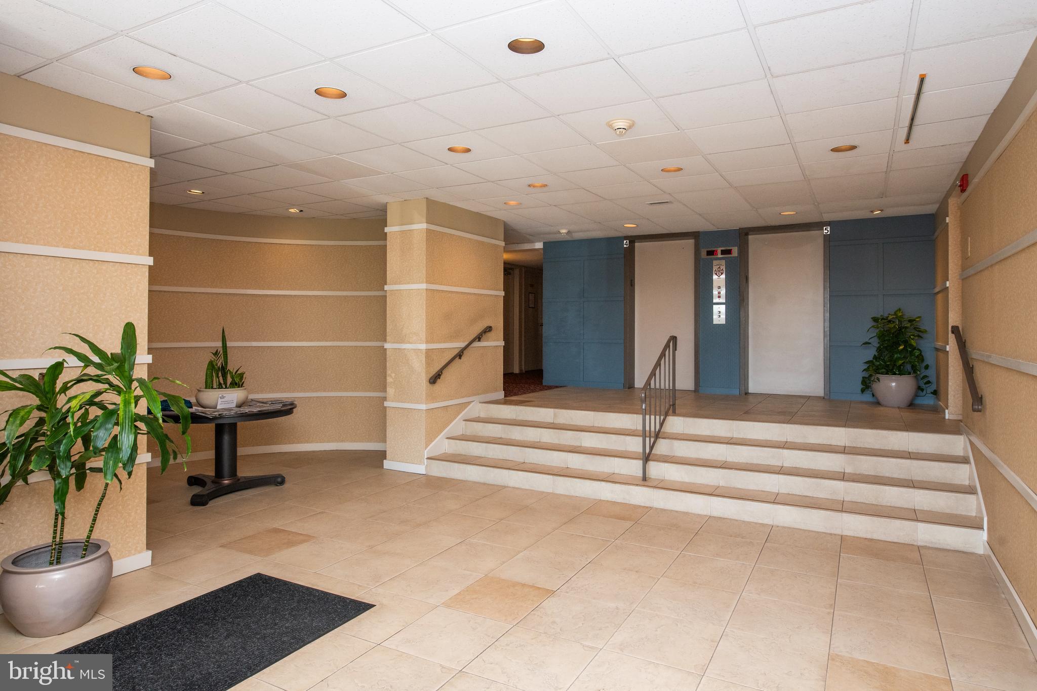 PLYMOUTH HILLS - Residential