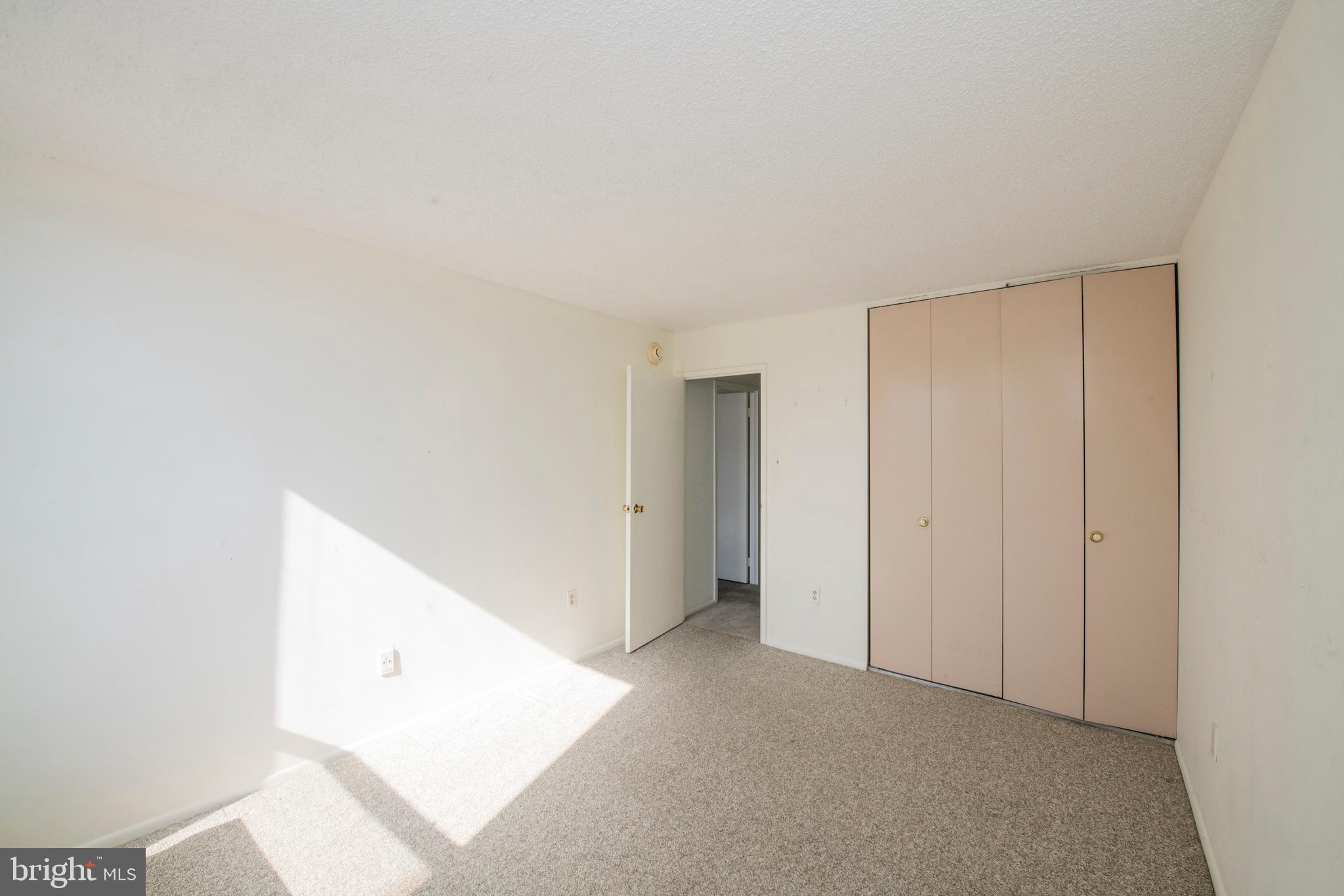 PLYMOUTH HILLS - Residential