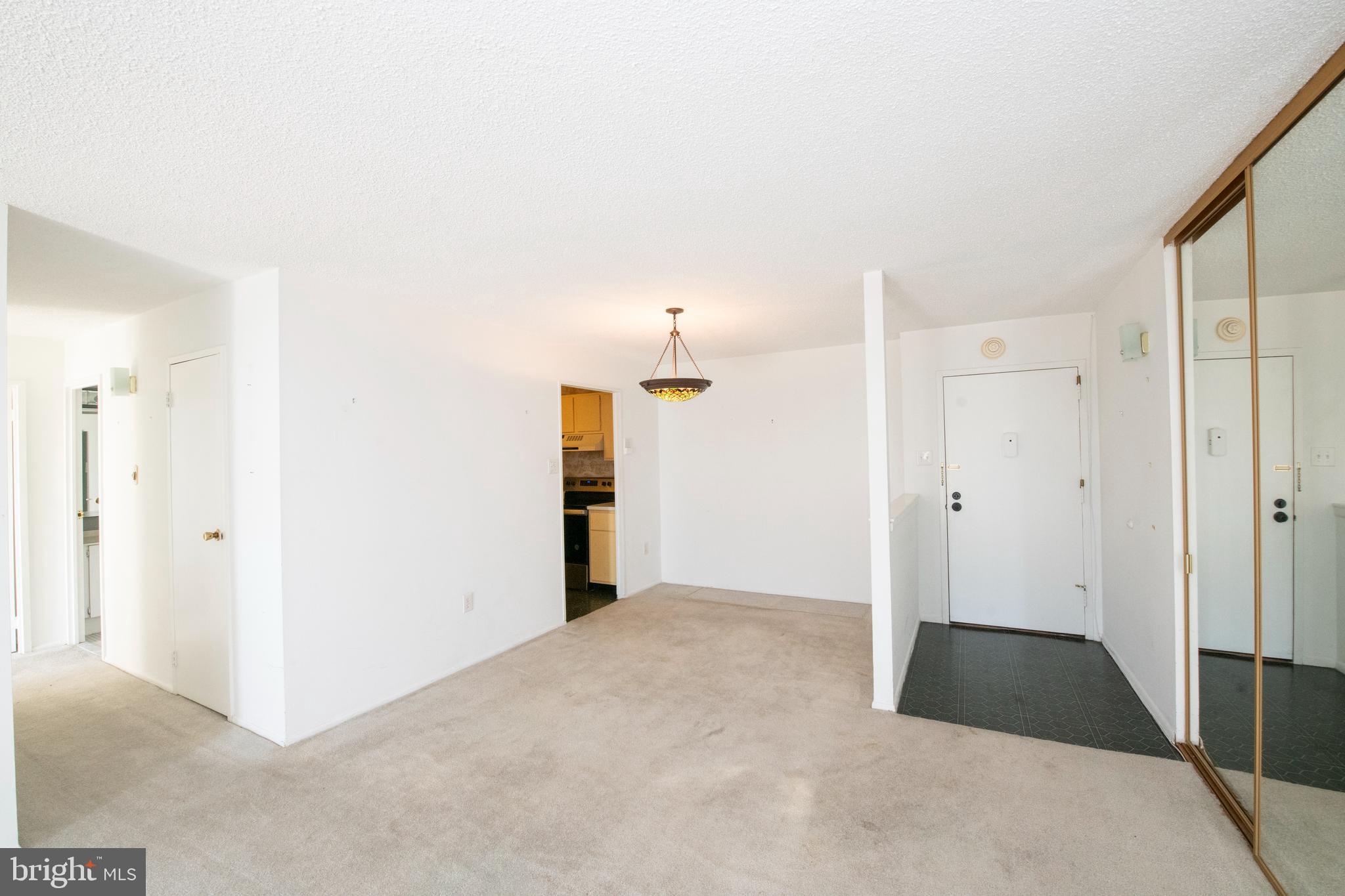 PLYMOUTH HILLS - Residential