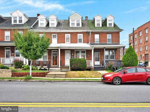 Photo of 932 N Plum Street, LANCASTER, PA 17602 (MLS # PALA2075834)