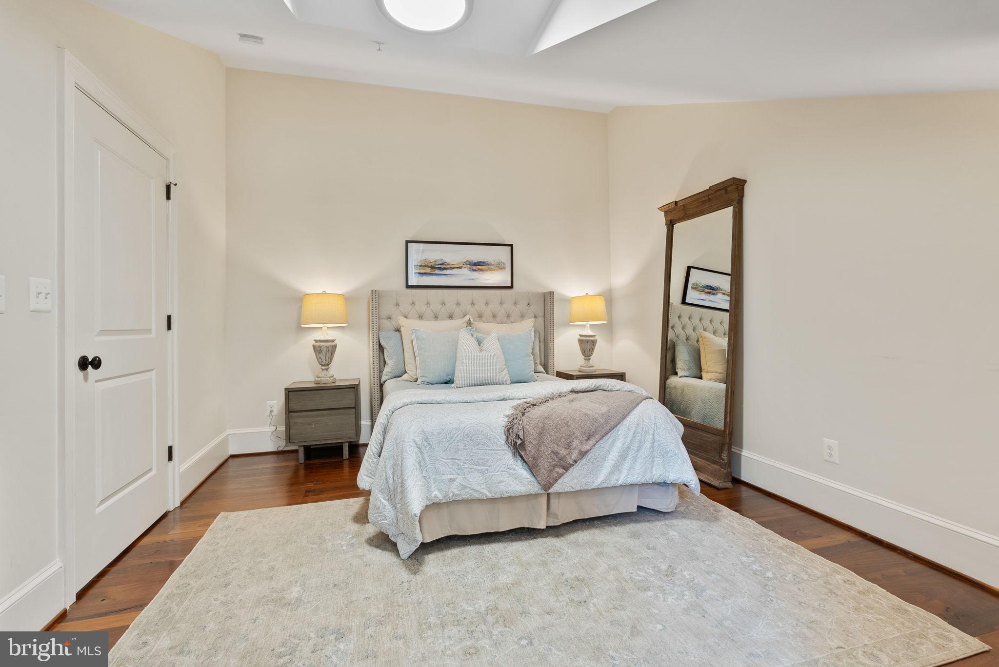 GENERAL WASHINGTON CLUB - Residential