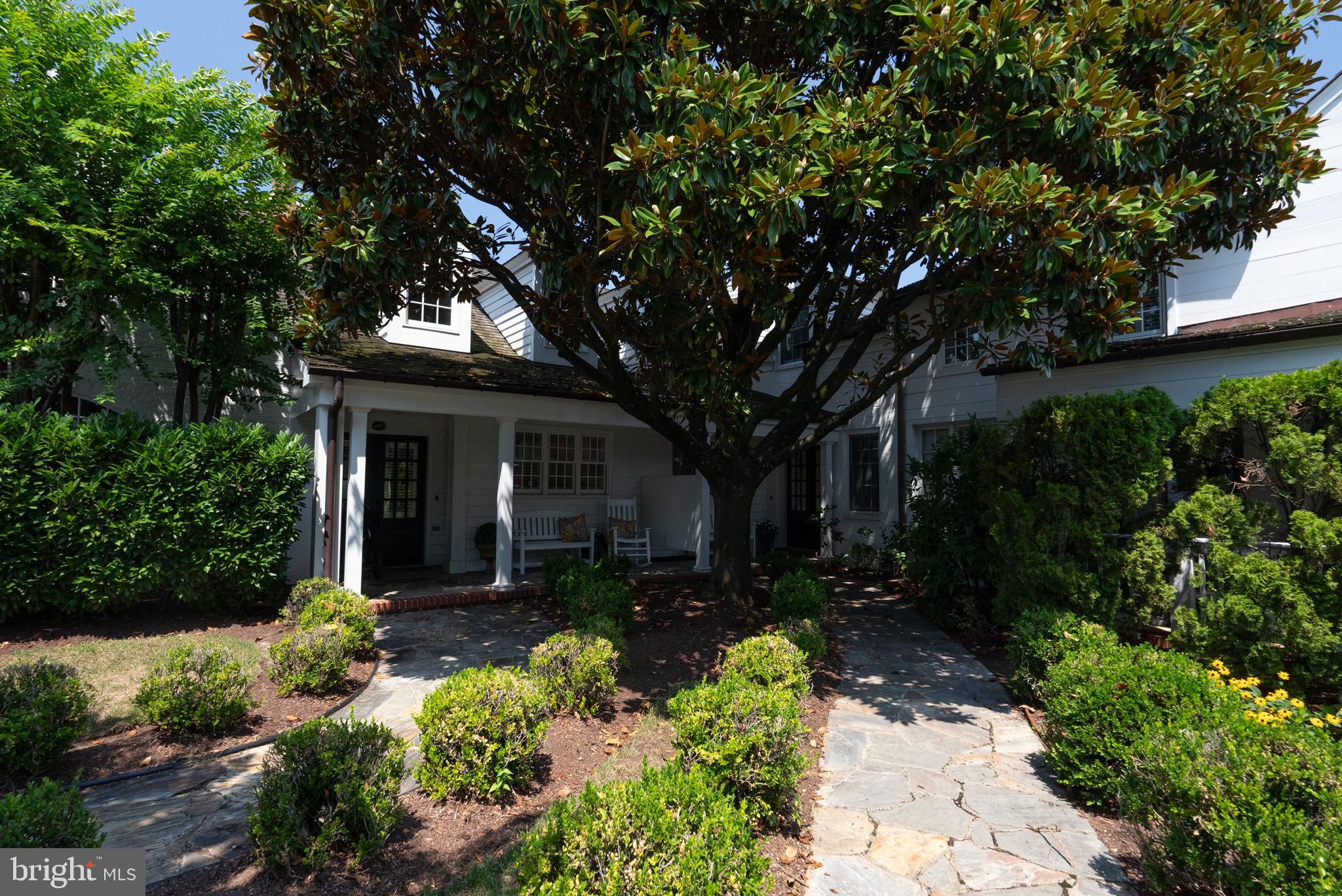 GENERAL WASHINGTON CLUB - Residential