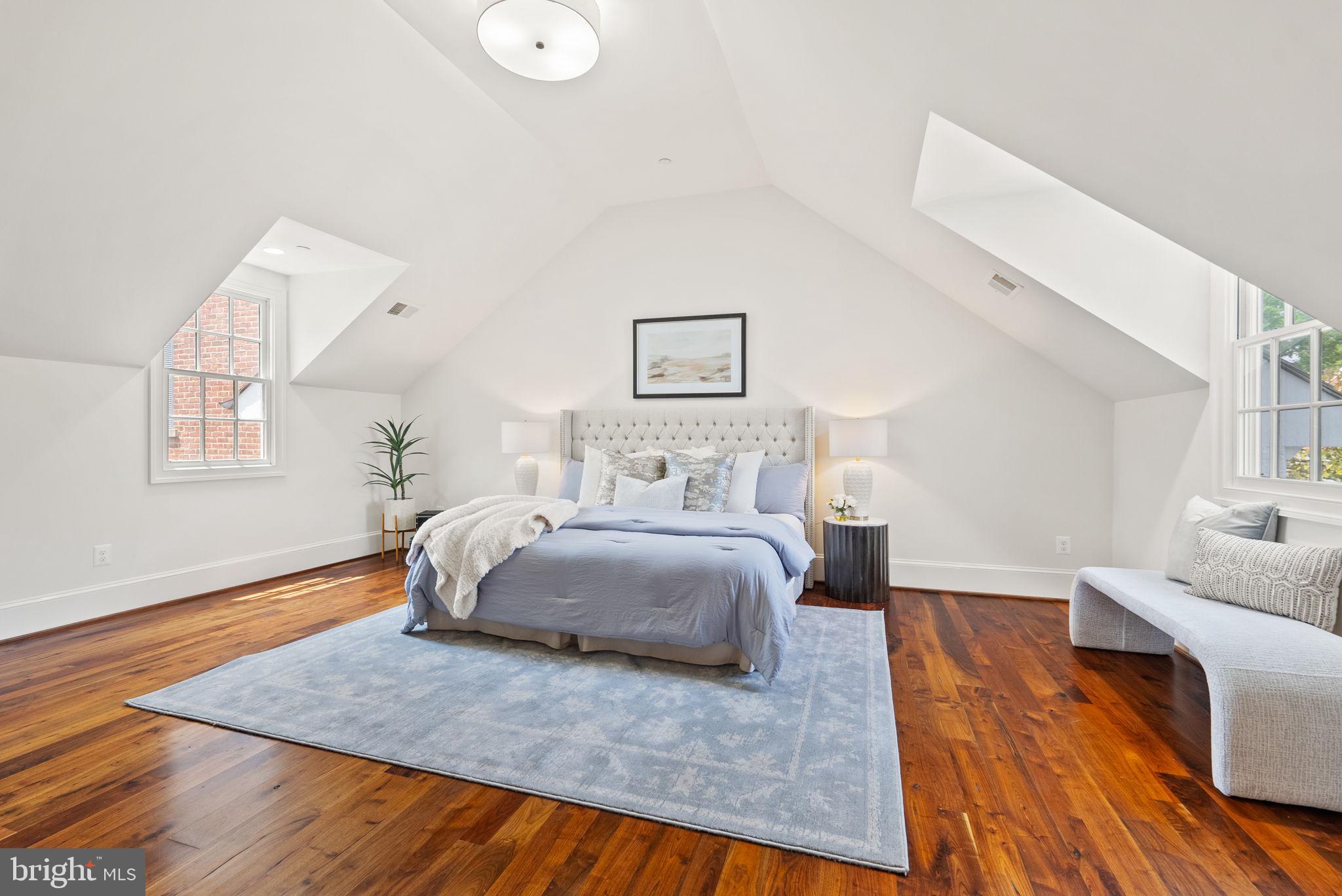 GENERAL WASHINGTON CLUB - Residential