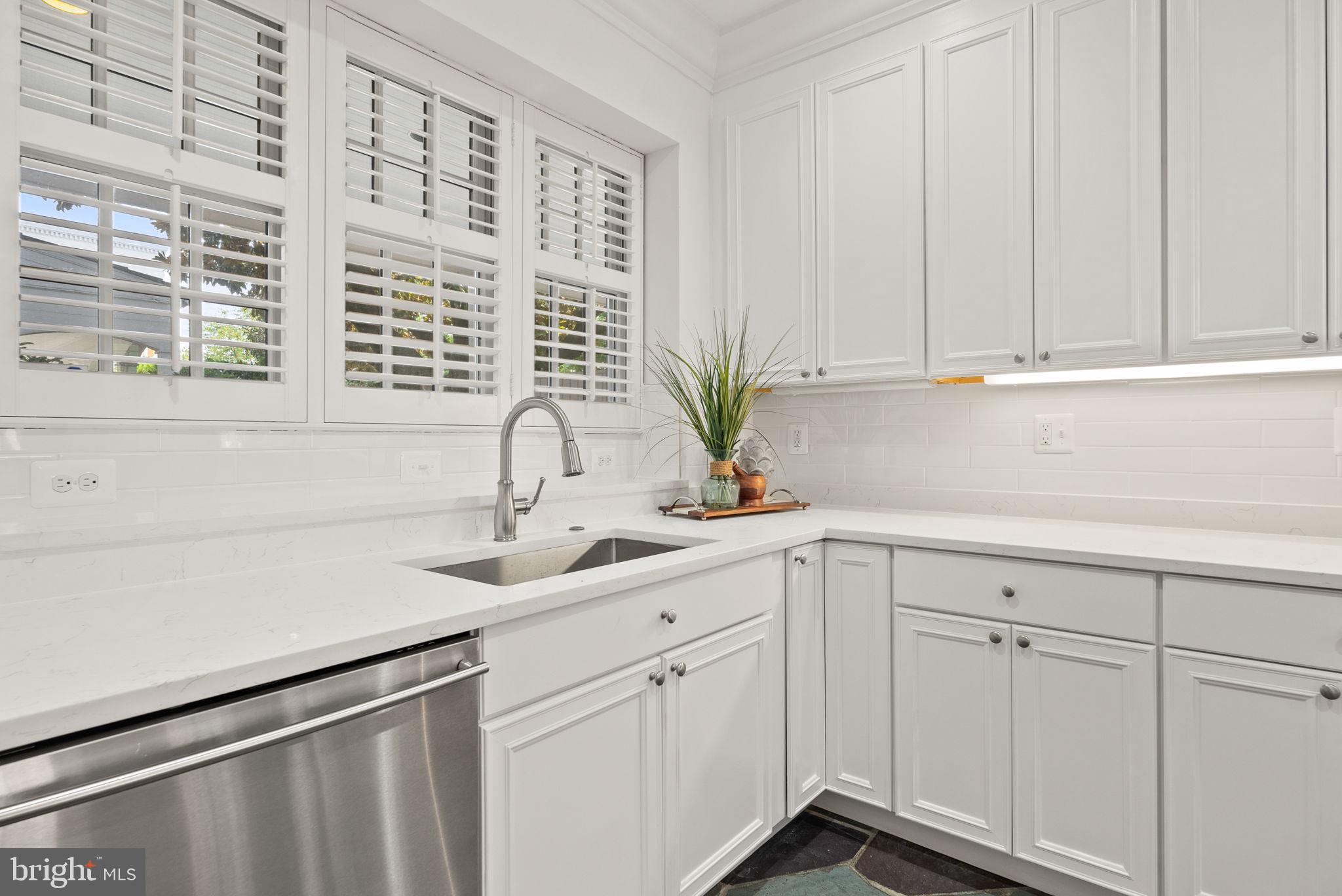 GENERAL WASHINGTON CLUB - Residential