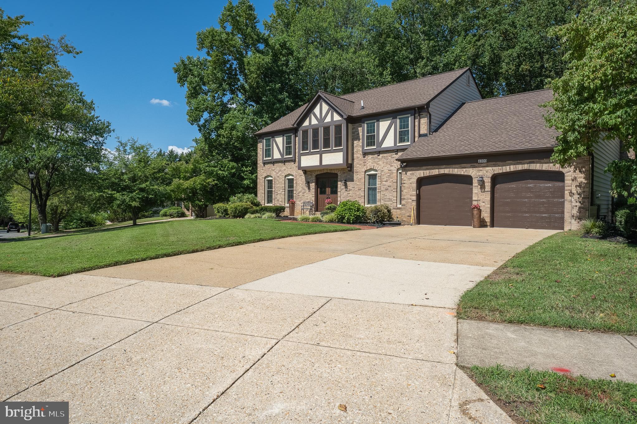 HOLMEHURST WEST PLAT ONE - Residential