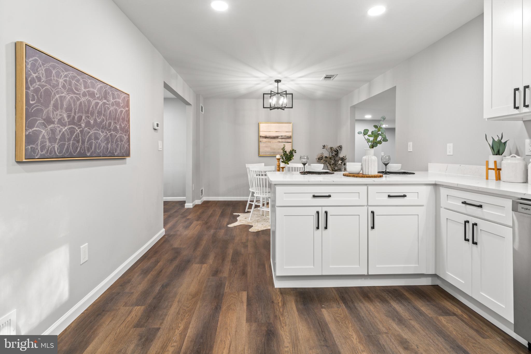 CALVERTON - Residential