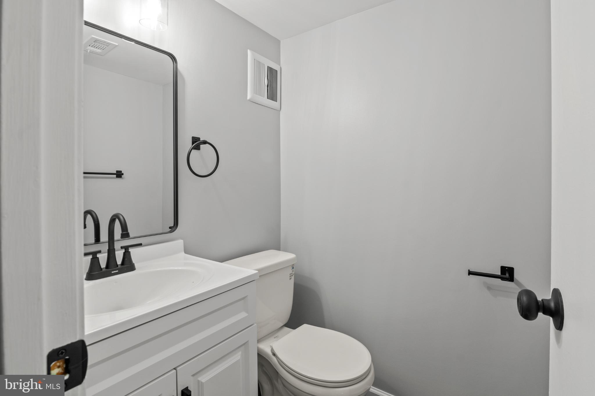 CALVERTON - Residential