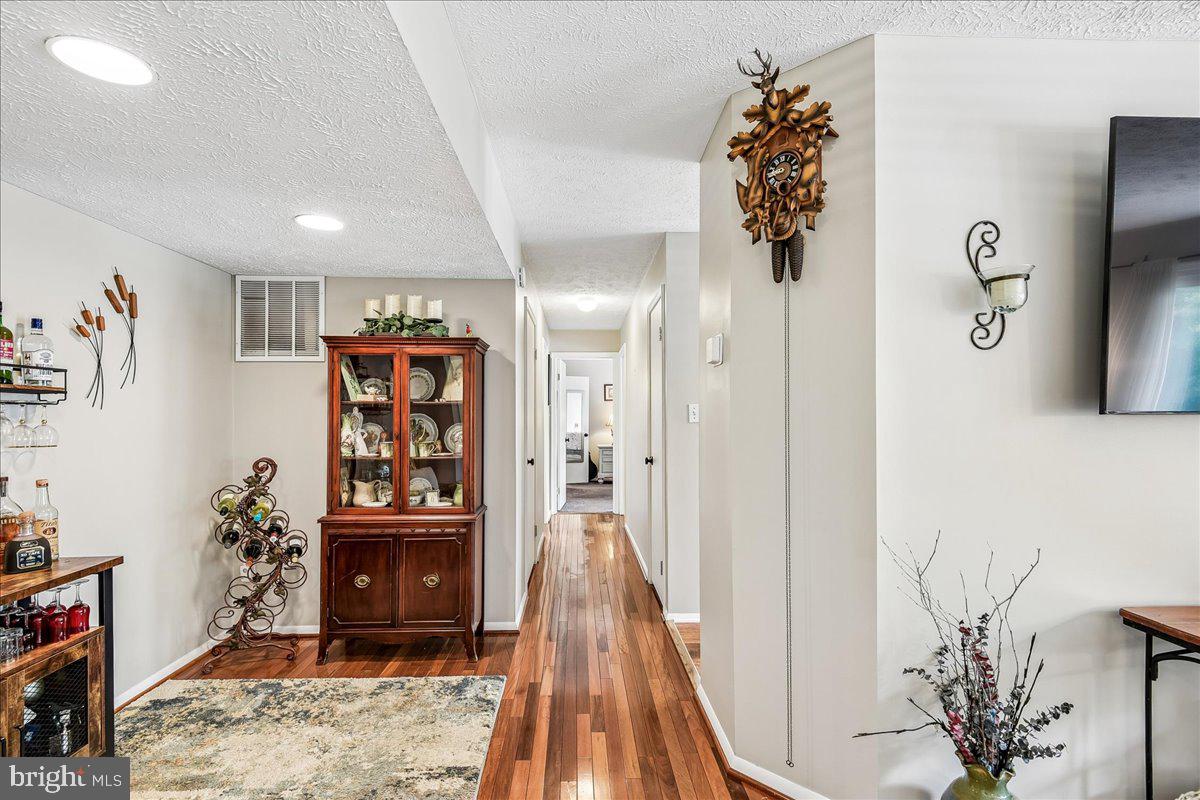 CHESTERFIELD GARDEN CONDOMINIUM - Residential