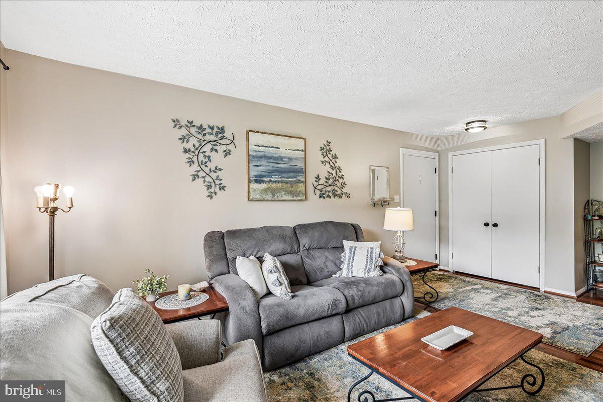 CHESTERFIELD GARDEN CONDOMINIUM - Residential