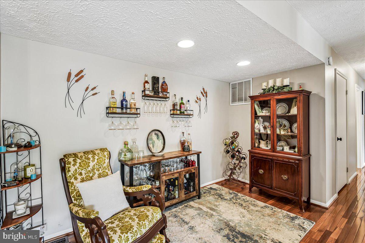 CHESTERFIELD GARDEN CONDOMINIUM - Residential