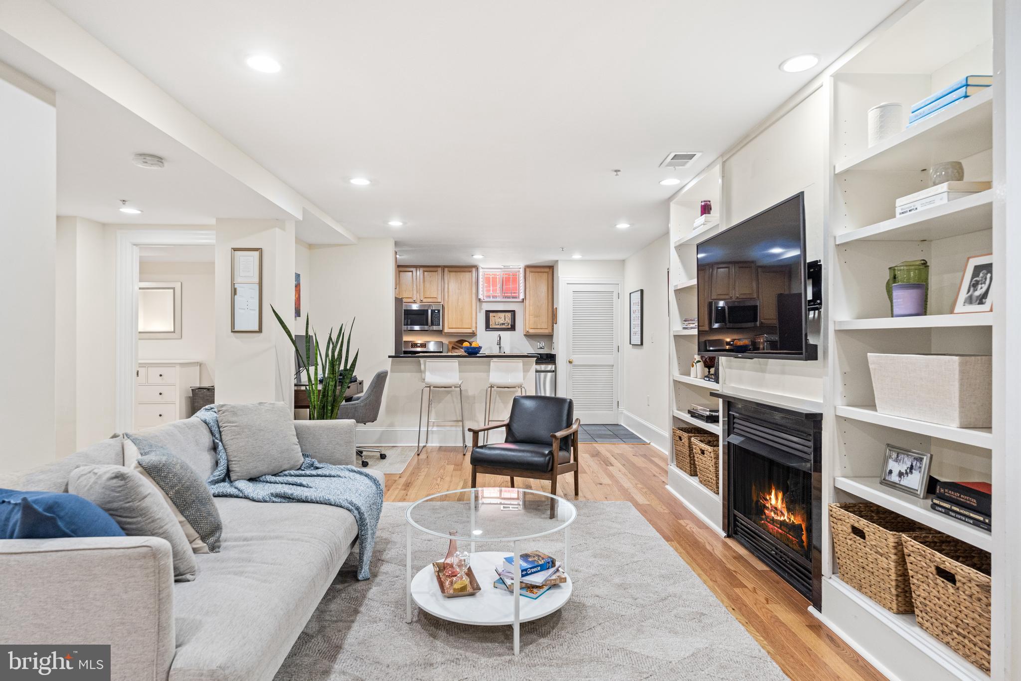 1212 M STREET NW 100