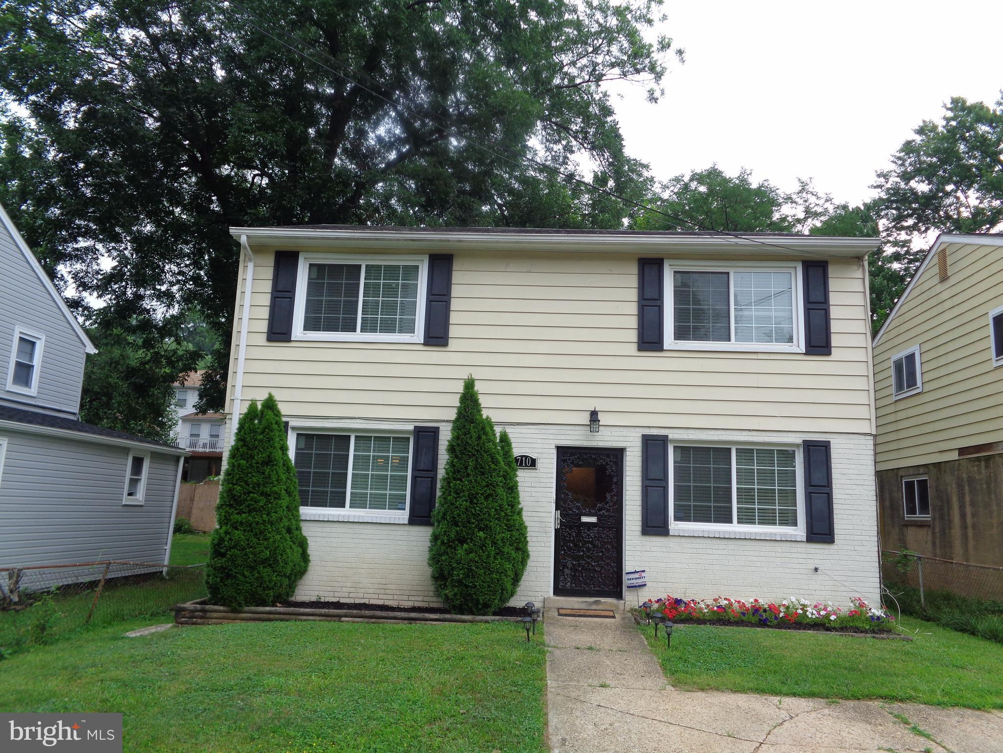 CAPITOL HEIGHTS - Residential