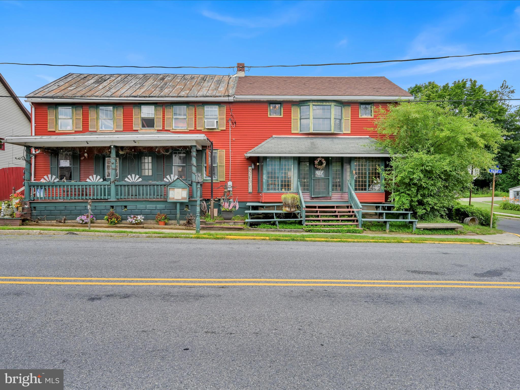 419 E MARKET STREET