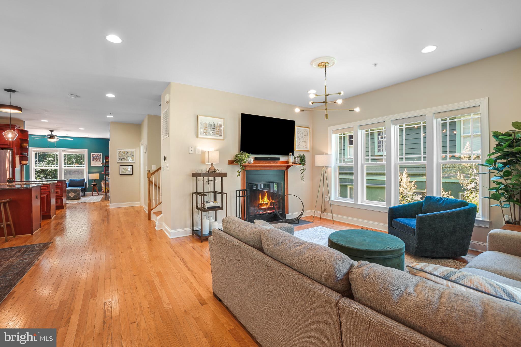 TAKOMA PARK - Residential