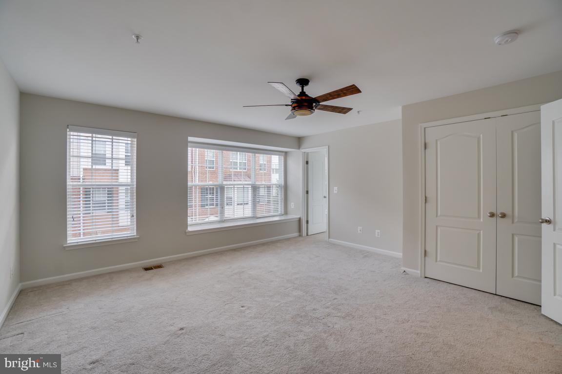 MARKET CENTER - Residential