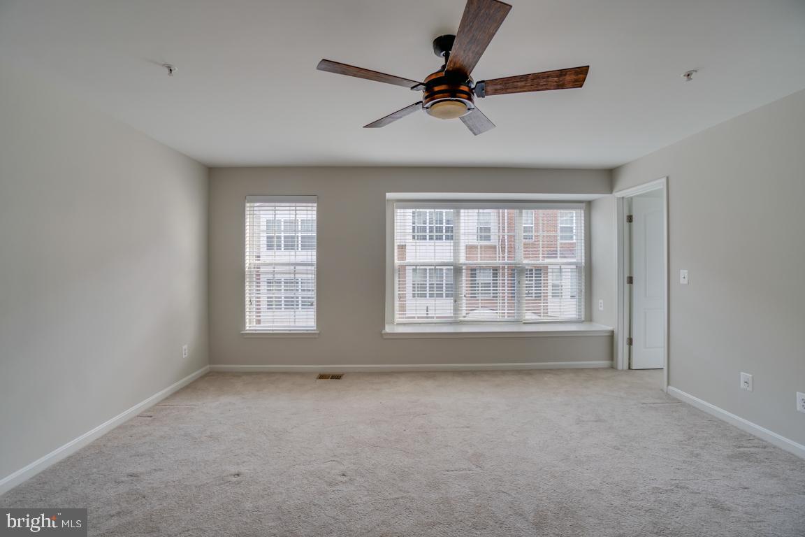 MARKET CENTER - Residential