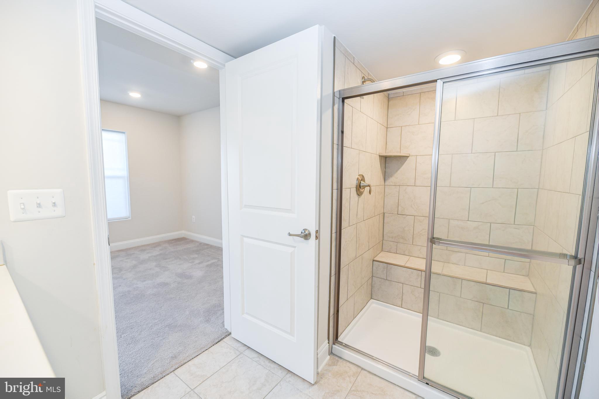 PLANTATION LAKES - Residential