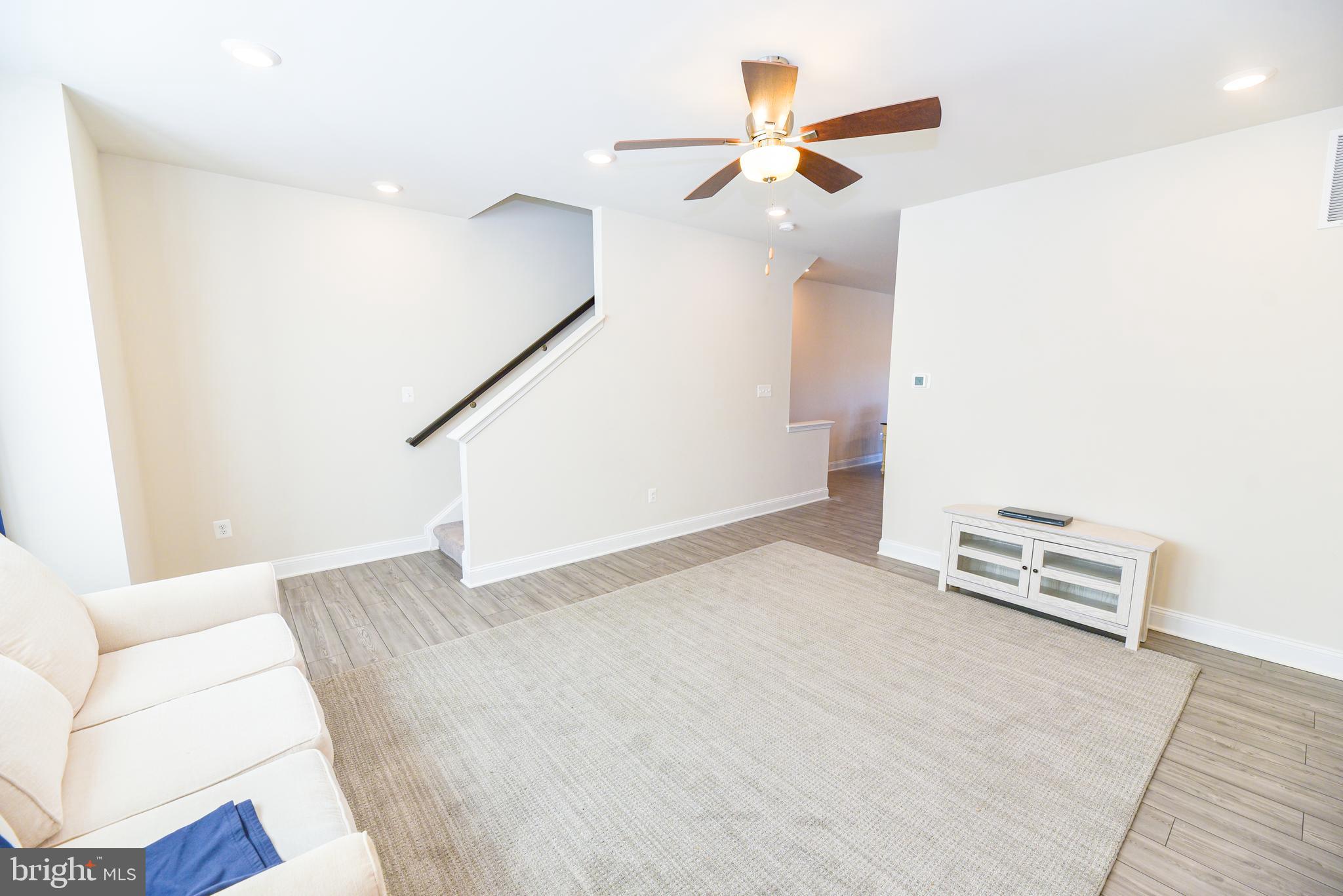 PLANTATION LAKES - Residential