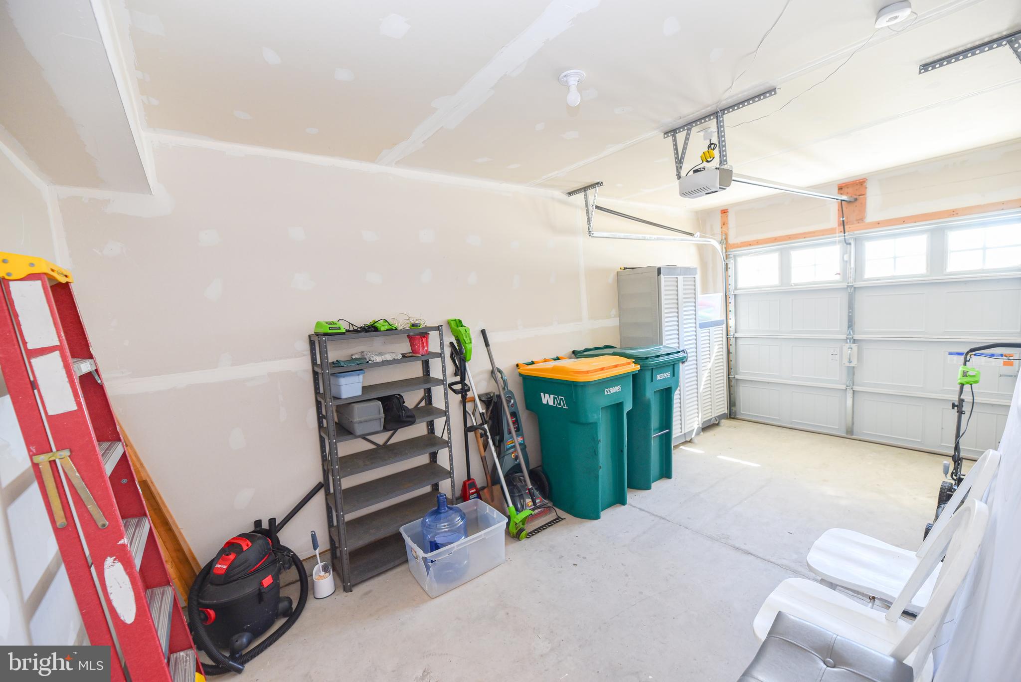 PLANTATION LAKES - Residential