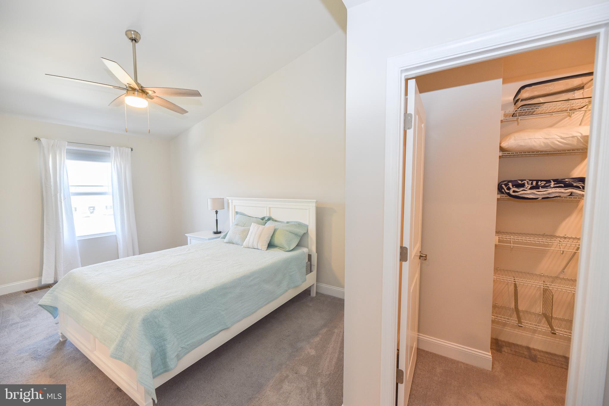 PLANTATION LAKES - Residential