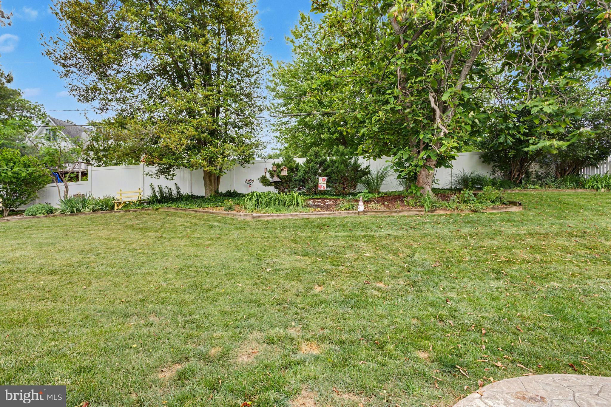 HOMESTEAD VILLAGE - Residential