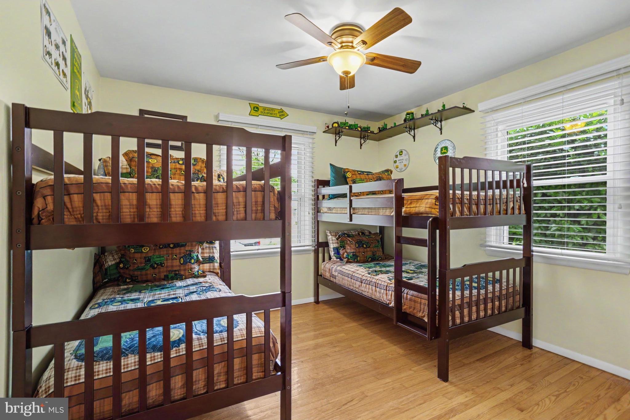 HOMESTEAD VILLAGE - Residential