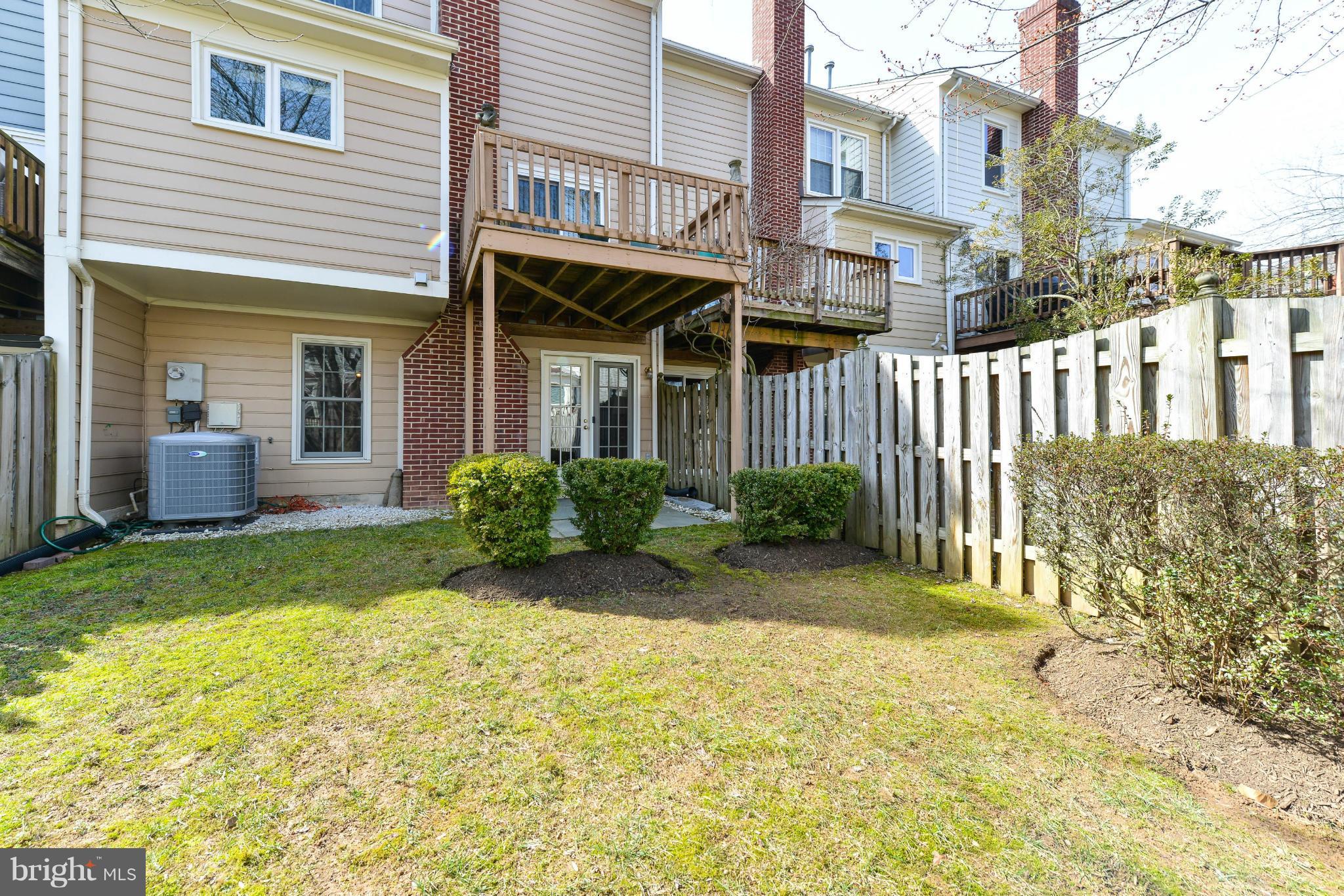 MC LEAN PROVINCE - Residential