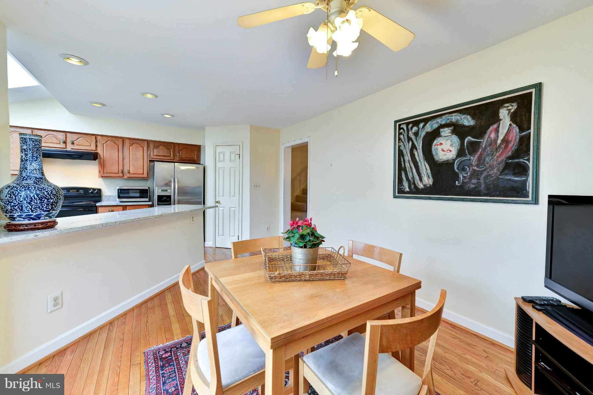 MC LEAN PROVINCE - Residential