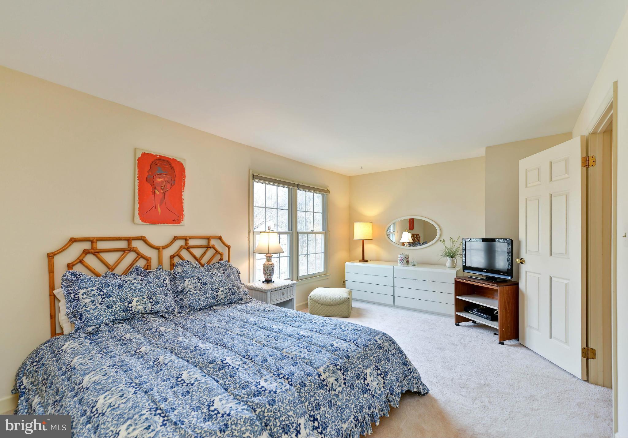 MC LEAN PROVINCE - Residential