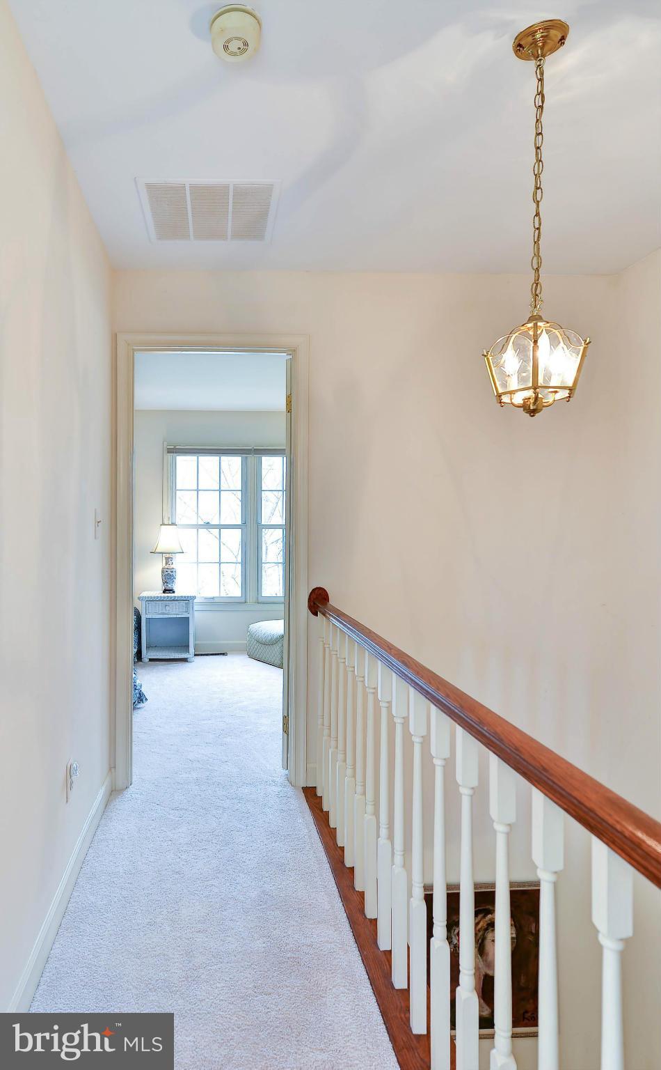 MC LEAN PROVINCE - Residential