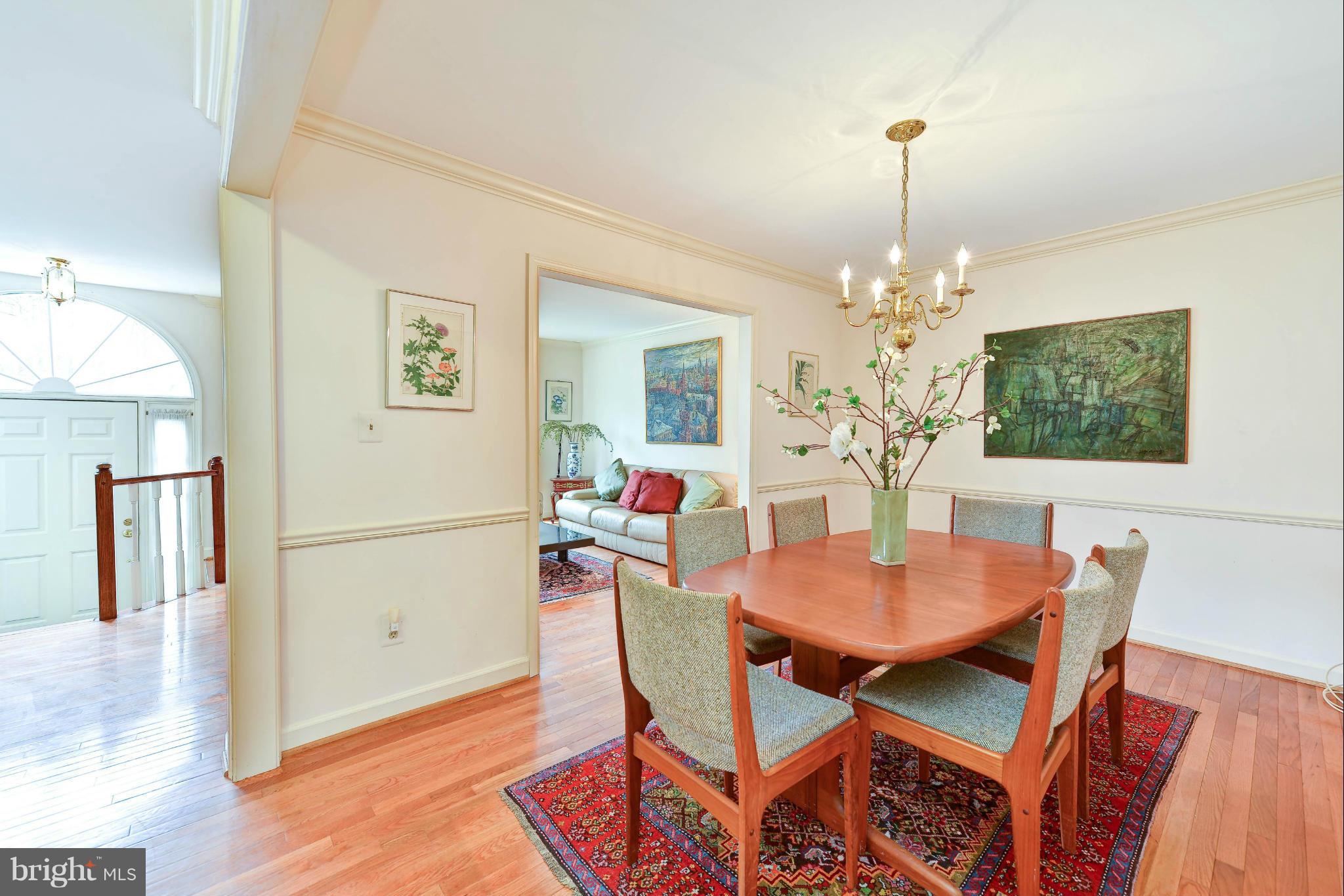 MC LEAN PROVINCE - Residential