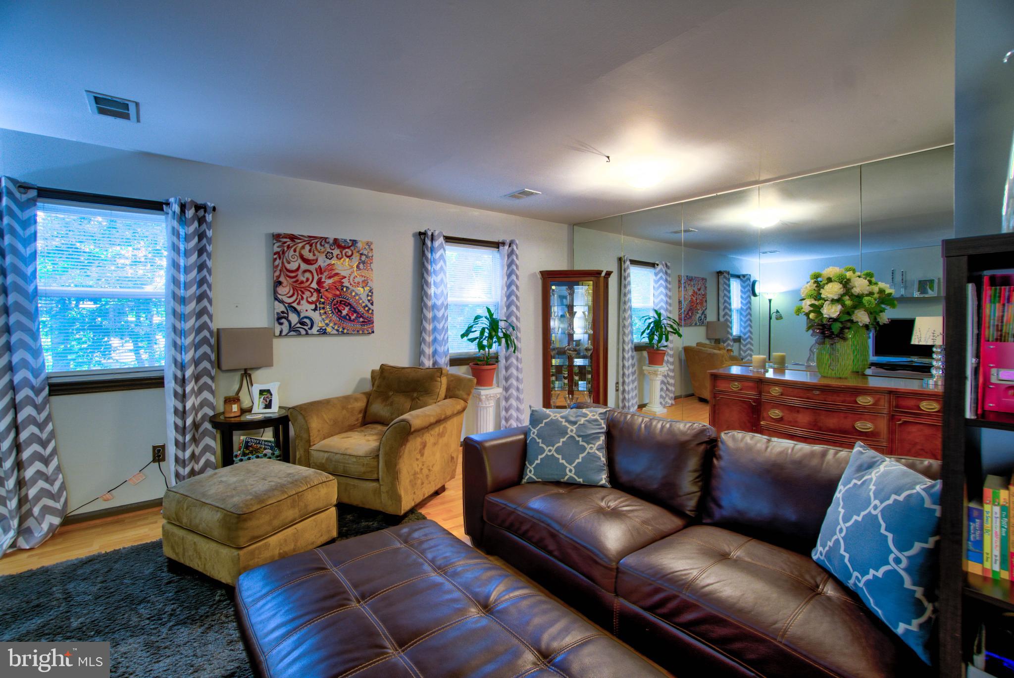 LAKE RIDGE - Residential