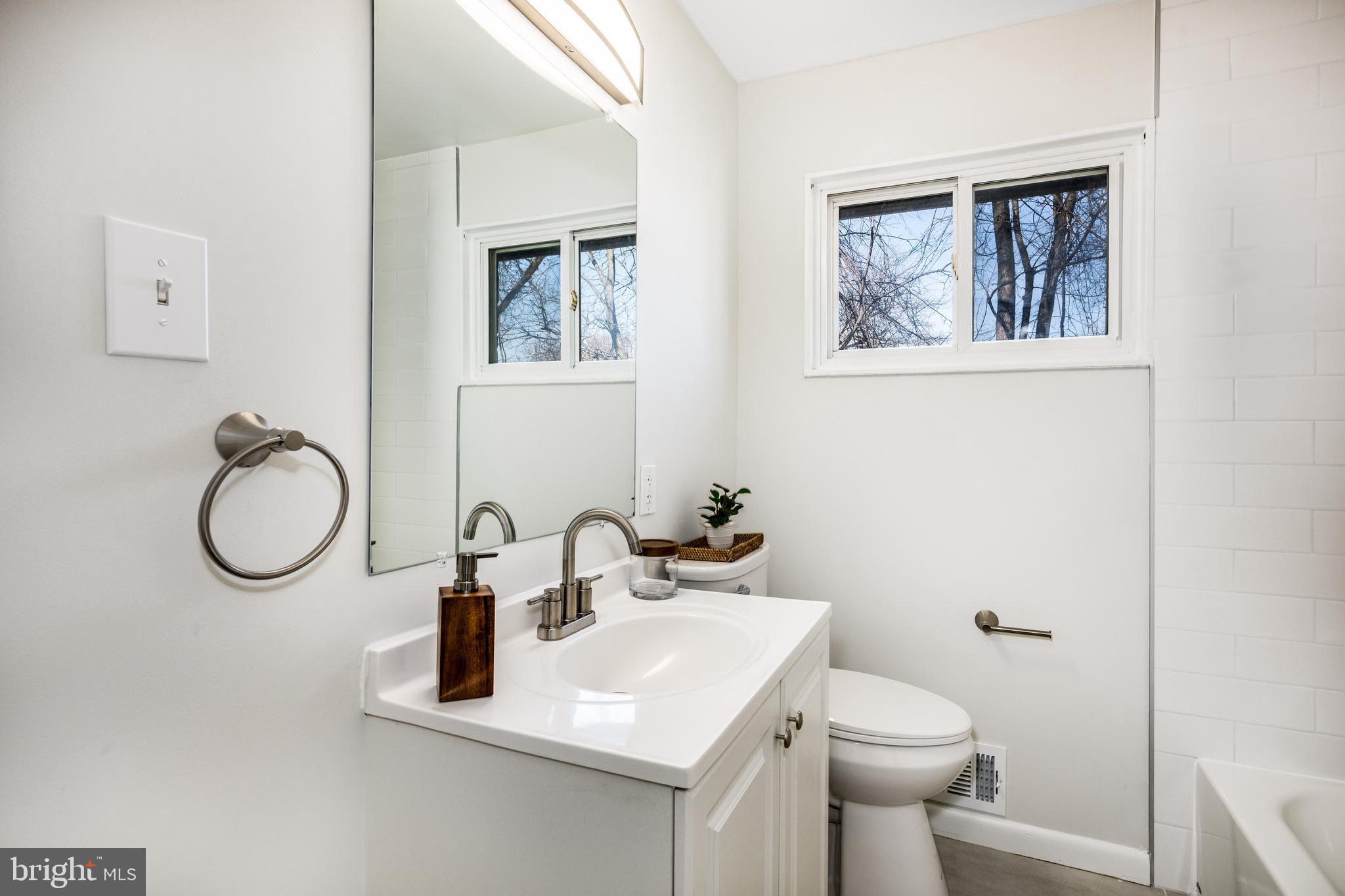 HIGHLAND WOODS - Residential