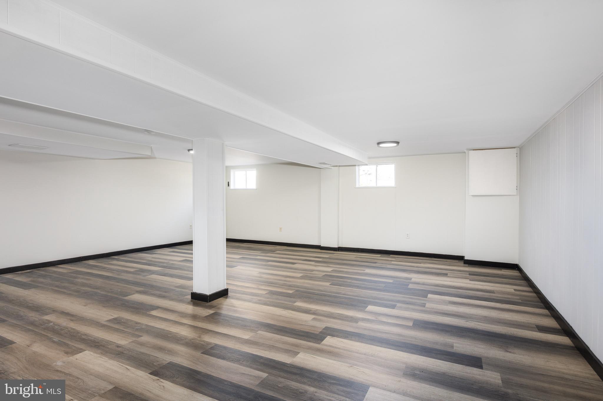 HIGHLAND WOODS - Residential