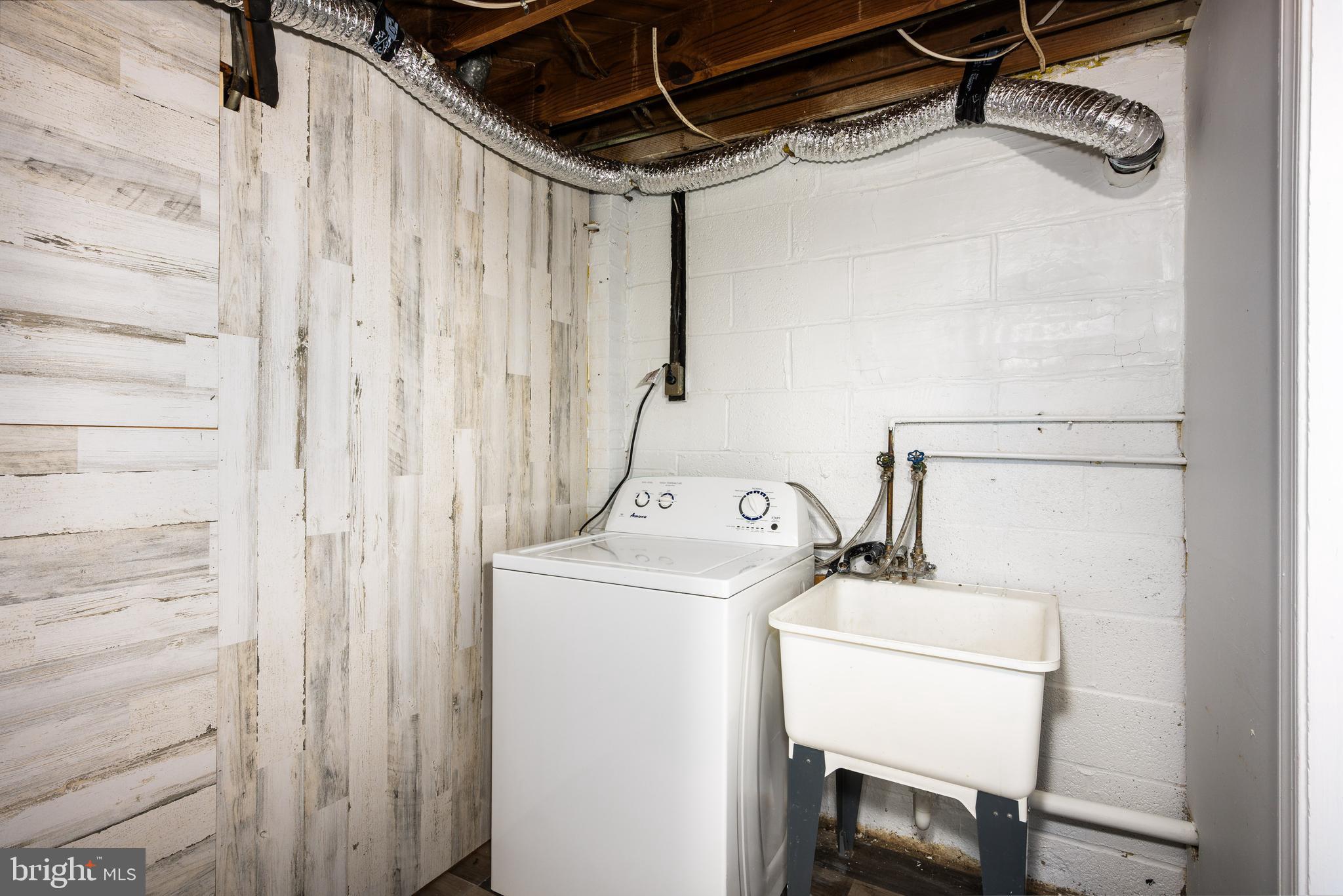 HIGHLAND WOODS - Residential