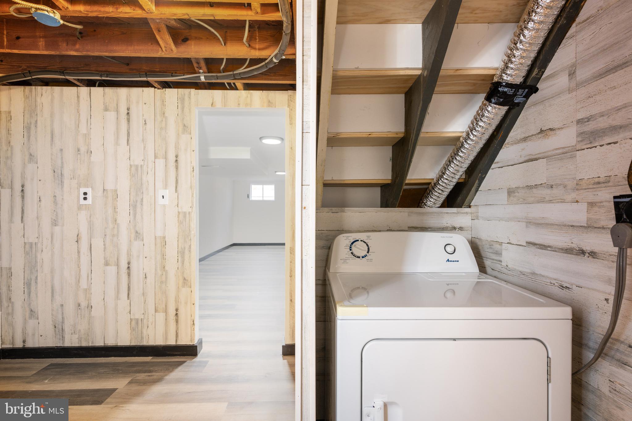 HIGHLAND WOODS - Residential